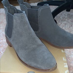 Grey Suede boots by TOMS